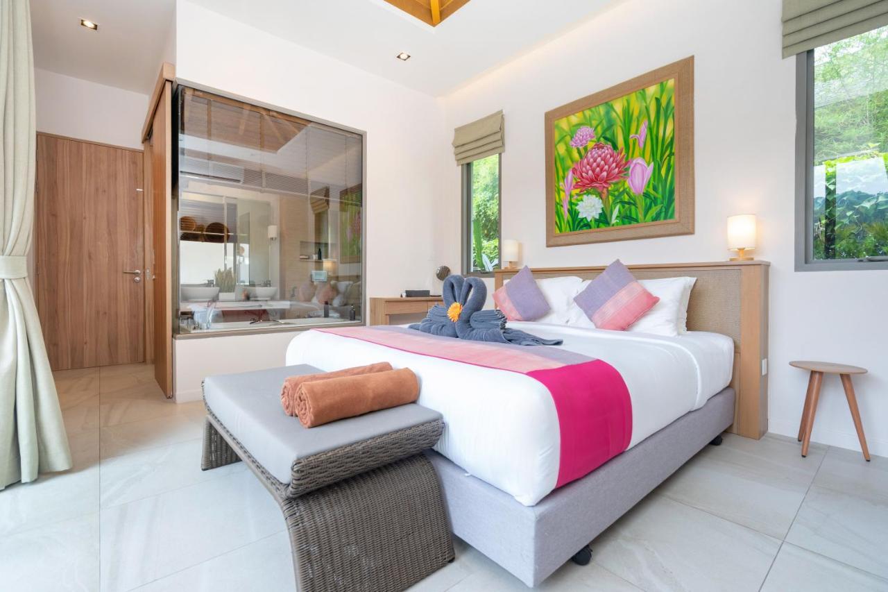 Dalaa 9 Villa Kamala Beach Buitenkant foto